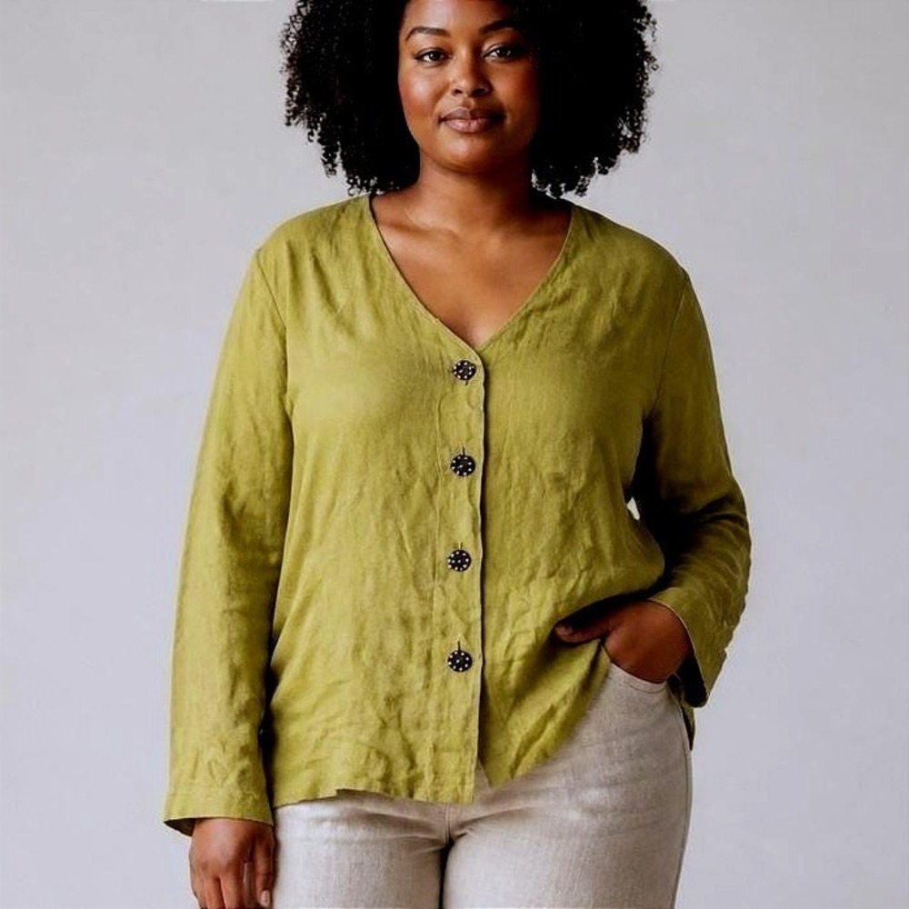 Vintage Neiman Marcus Womens L Olive Green 100% Linen V-Neck Button Front Blouse
